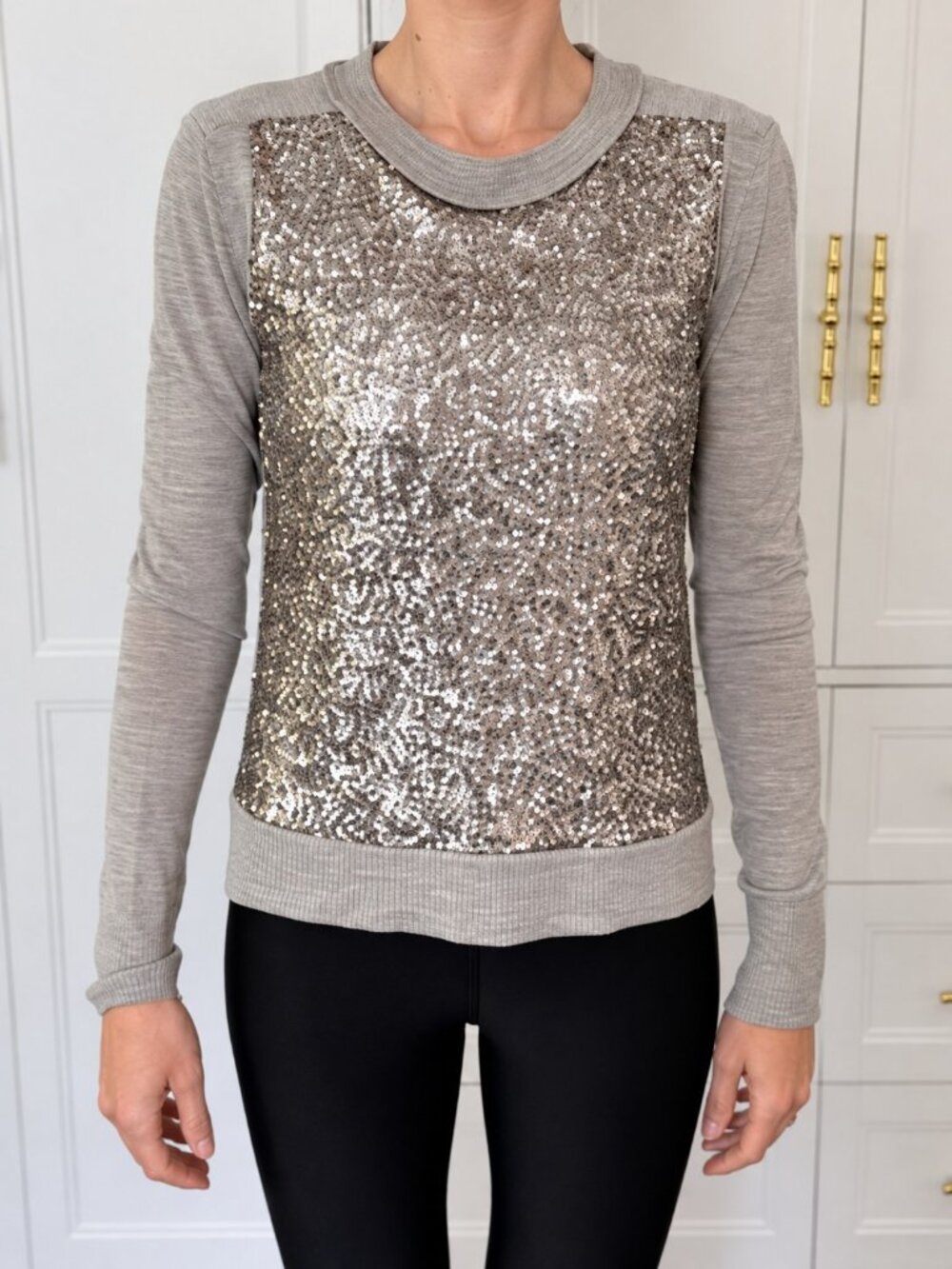 Diane von Furstenberg DVF Sequin Front Crewneck Pullover Sweater Gray Silver S